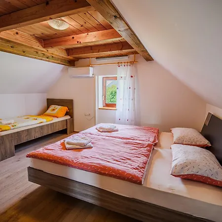 Holiday home Sunny At Vineyard Veliki Kamen